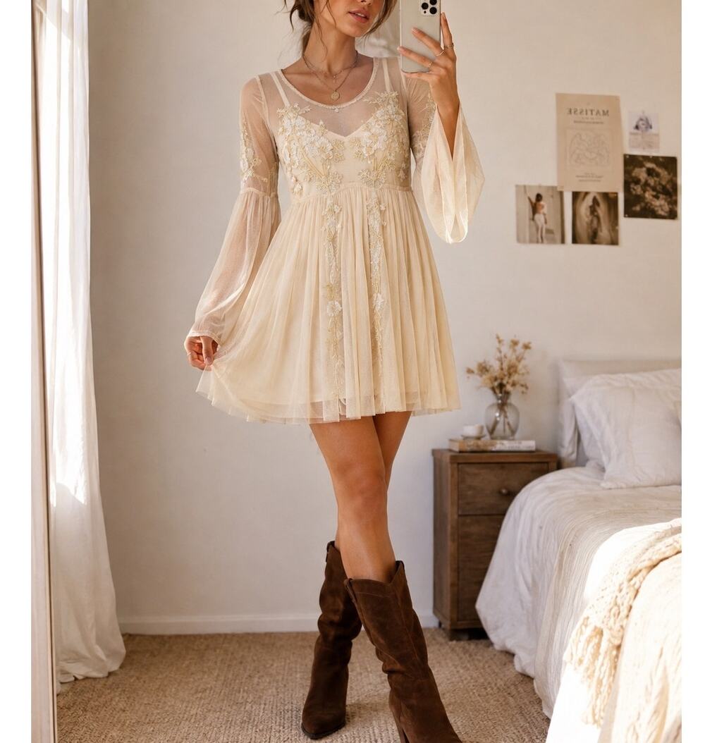 MISS SELFRIDGE White Chiffon Beaded Embroidered Bell Sleeve Mini Dress US 2 NWOT